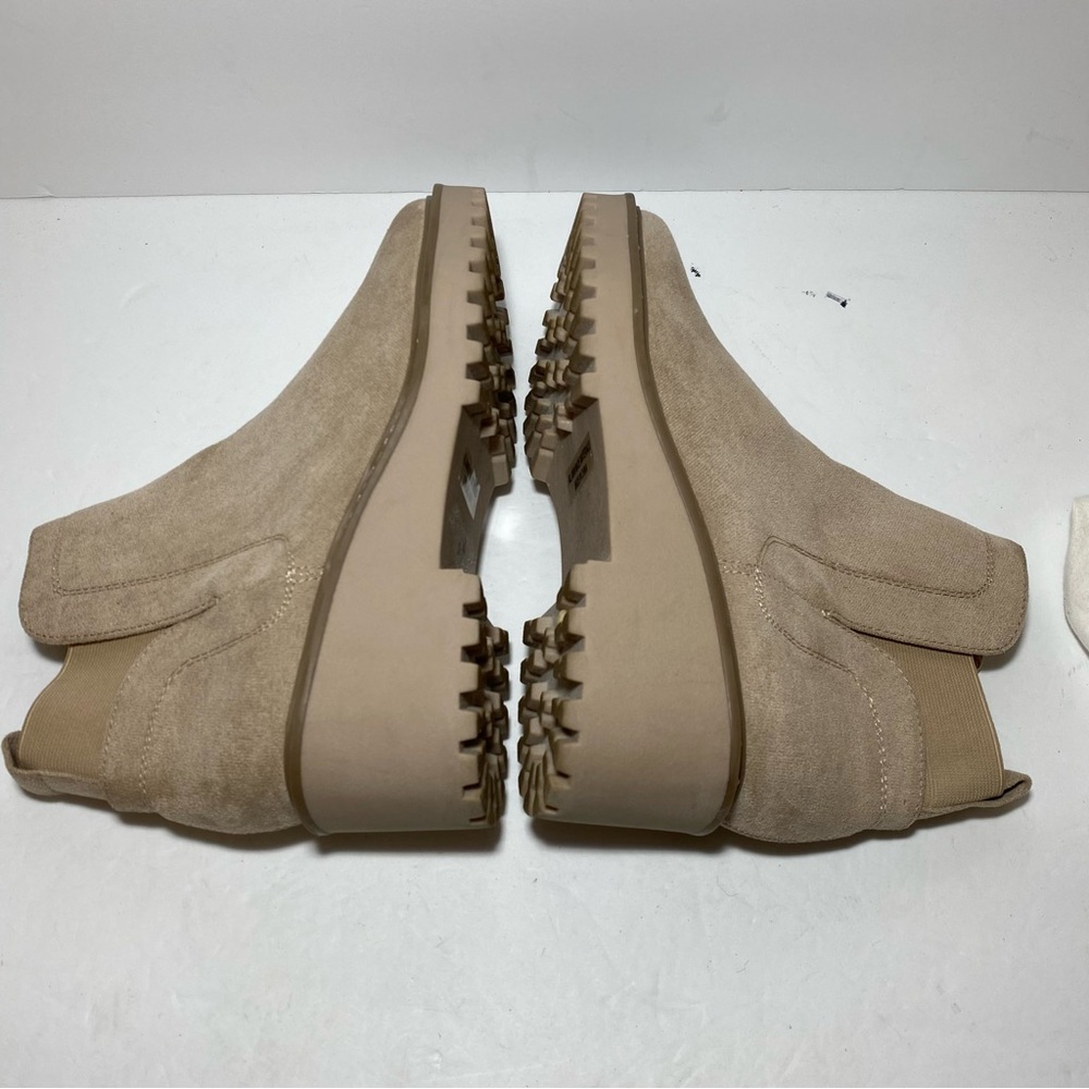 Dolce Vita Rango Faux Suede Ankle Boots Wedge Booties Lug Sole Women’s Size 9 - Picture 7 of 14